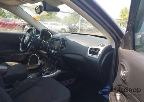 2018 Jeep Compass Sport 4X4 z USA, uszkodzony, nr VIN 3C4NJDAB7JT235218